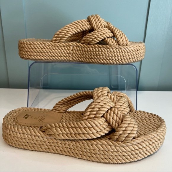 H&M Women's Tan Rope Knotted Platform Sandals. Size 39/8. - Picture 7 of 16